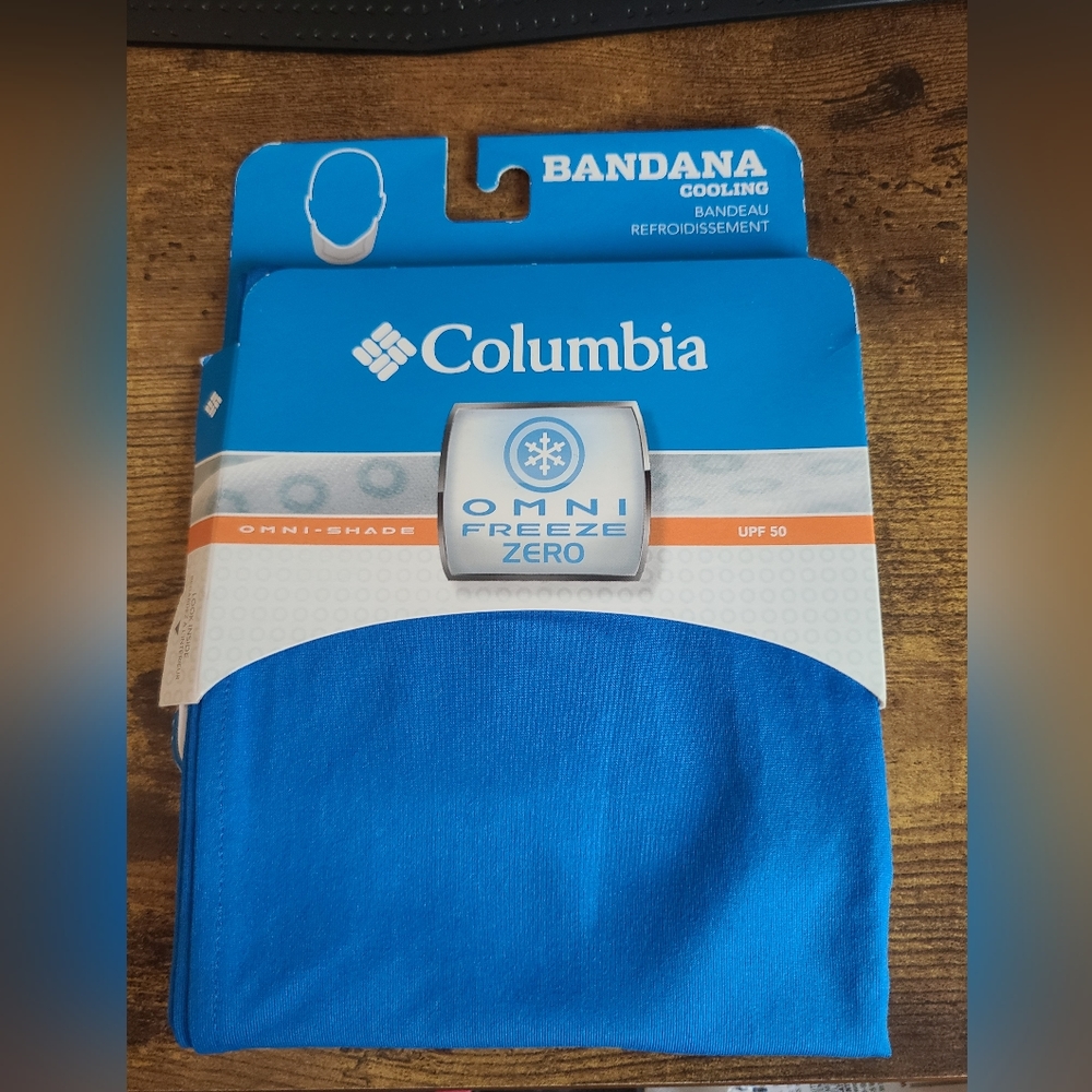Columbia Cooling Bandana, brand new with tags